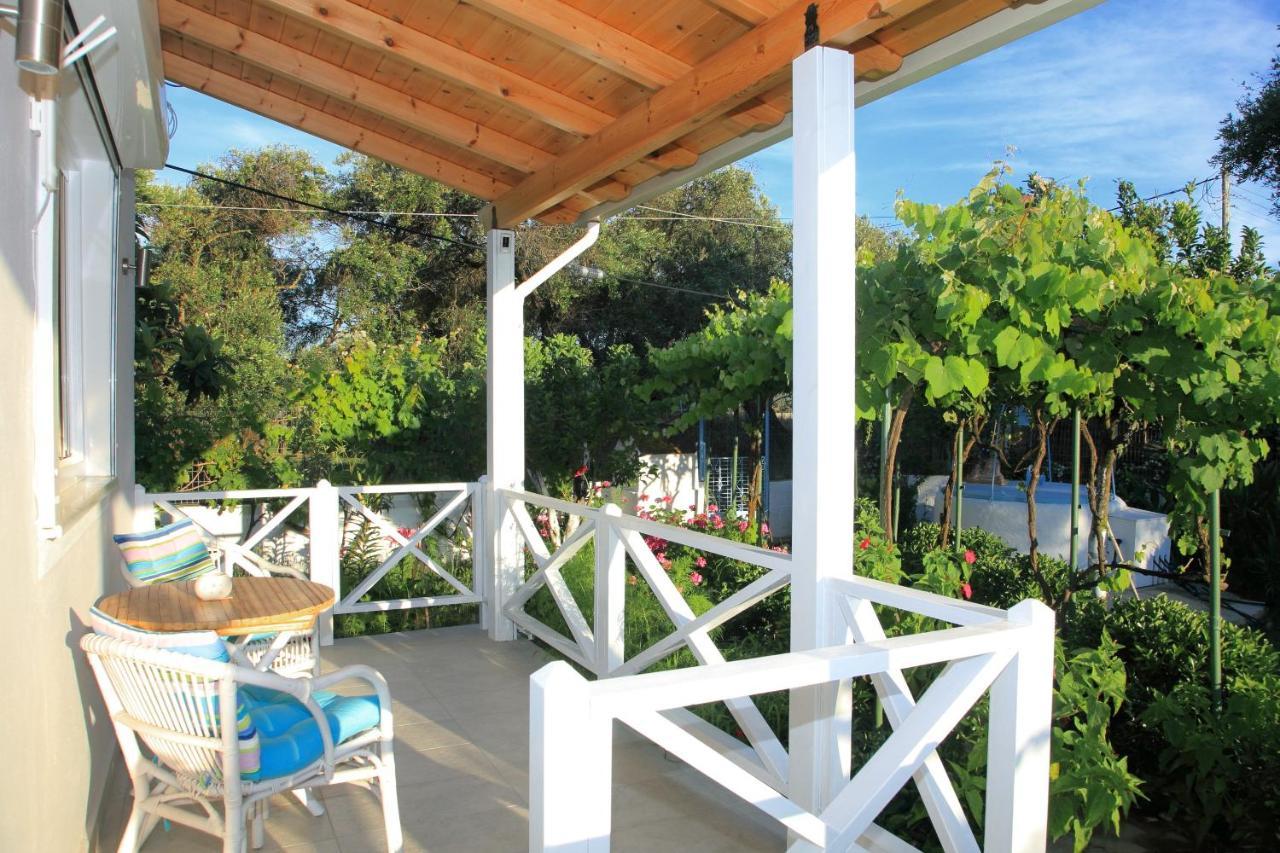 Blue Sky Cottage, Kanouli Beach Halikounas Ngoại thất bức ảnh