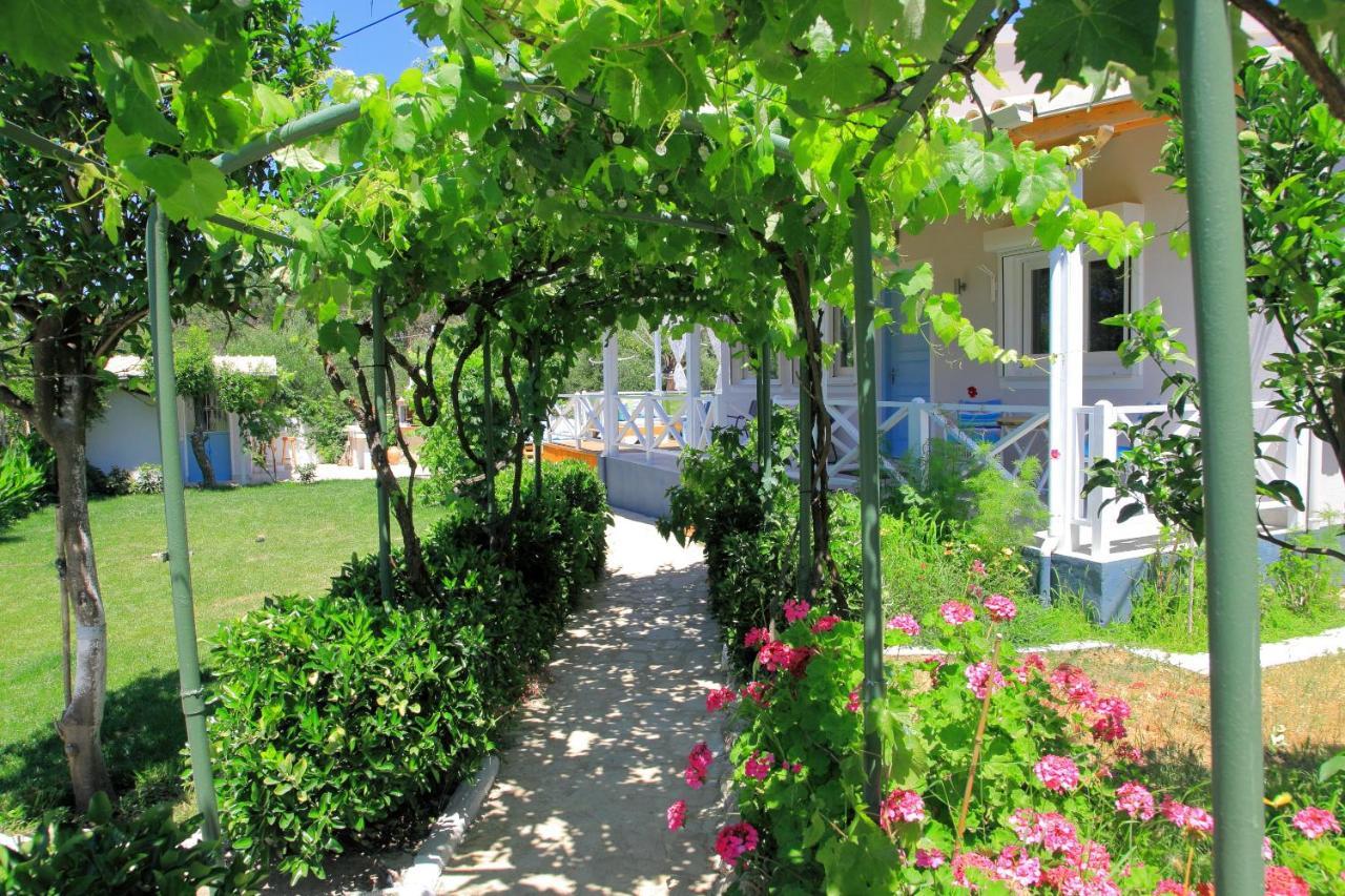 Blue Sky Cottage, Kanouli Beach Halikounas Ngoại thất bức ảnh