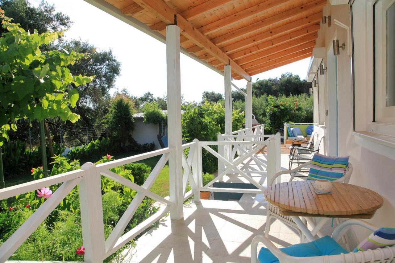 Blue Sky Cottage, Kanouli Beach Halikounas Ngoại thất bức ảnh